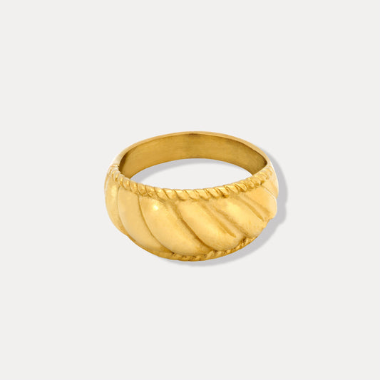 Croissant Ring